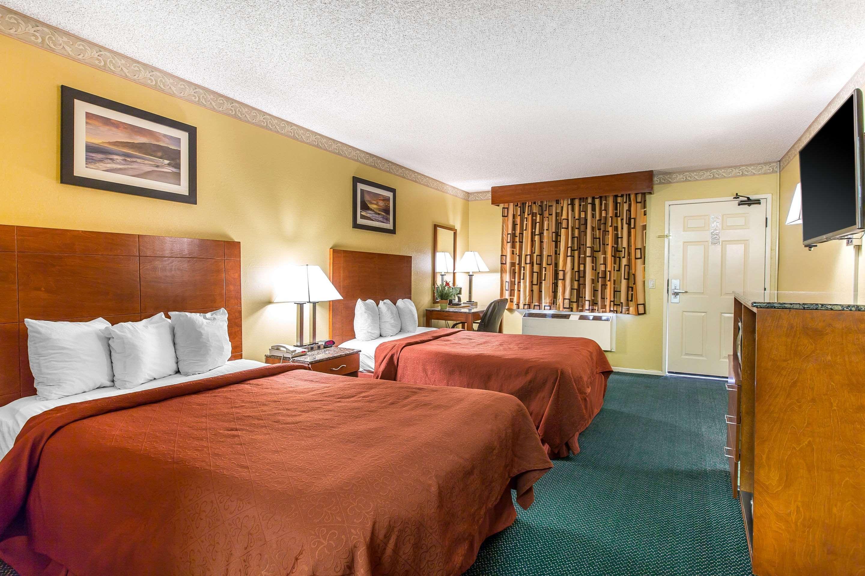 Quality Inn & Suites Camarillo-Oxnard Exterior foto