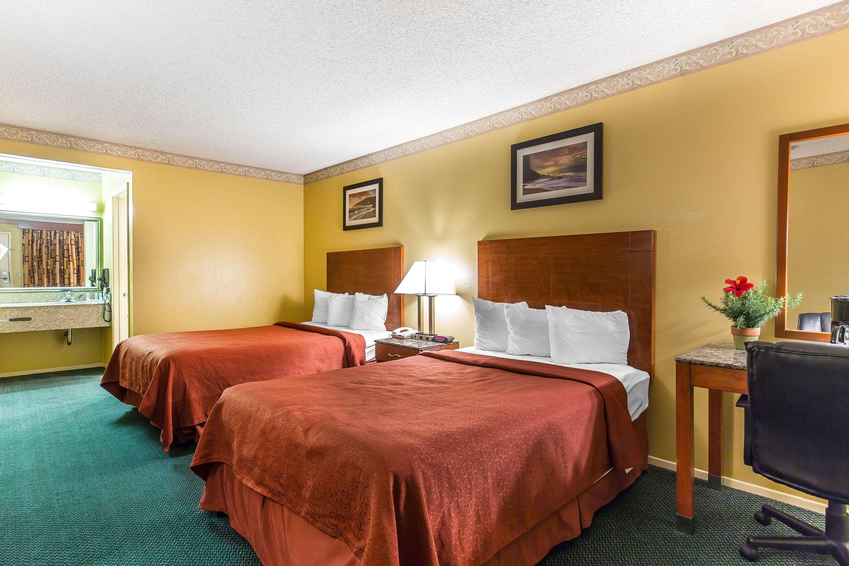 Quality Inn & Suites Camarillo-Oxnard Exterior foto